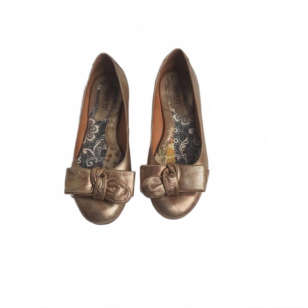Born Women's Leather‎ Ballet Flats with Bow Detail Size 8/39